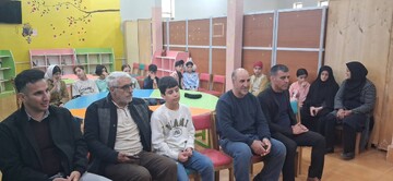 نوای شعر ، محفل نیمکتهای آسمانی در کتابخانه های لرستان طنین انداز شد