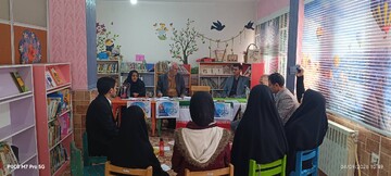 نوای شعر ، محفل نیمکتهای آسمانی در کتابخانه های لرستان طنین انداز شد