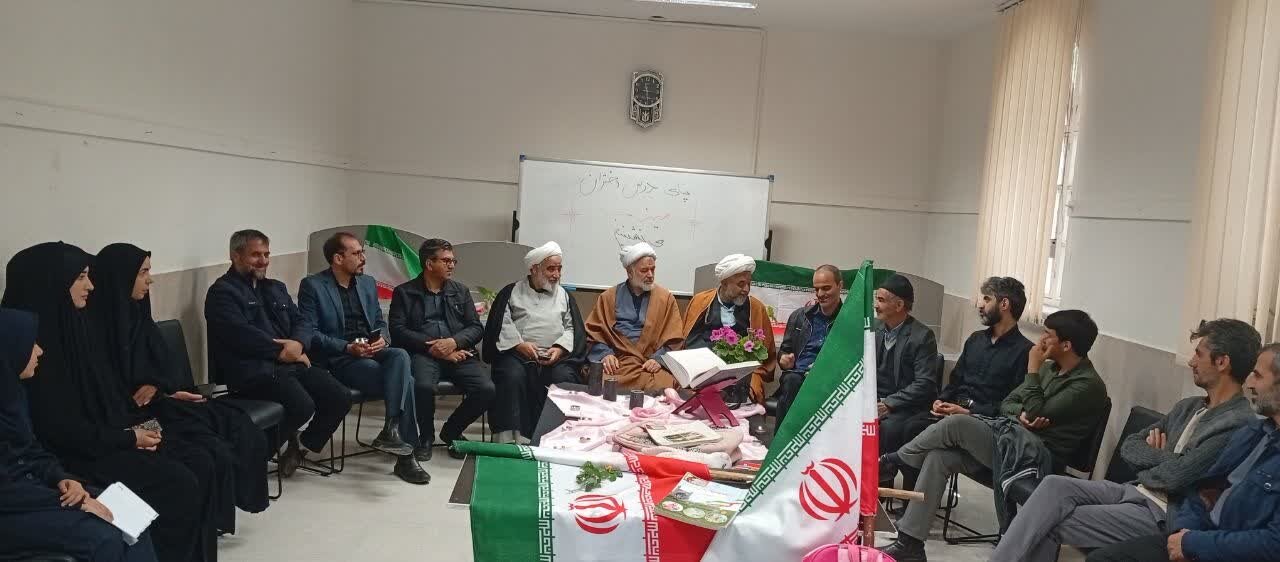 یادمان فرشتگان کوچک مدرسه شجره‌ طیبه میناب در سراسر استان اصفهان برگزار شد