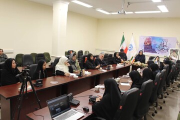 محفل شعرخوانی «نیمکت‌های آسمانی» در کتابخانه عمومی حکیم میرفندرسکی گرگان