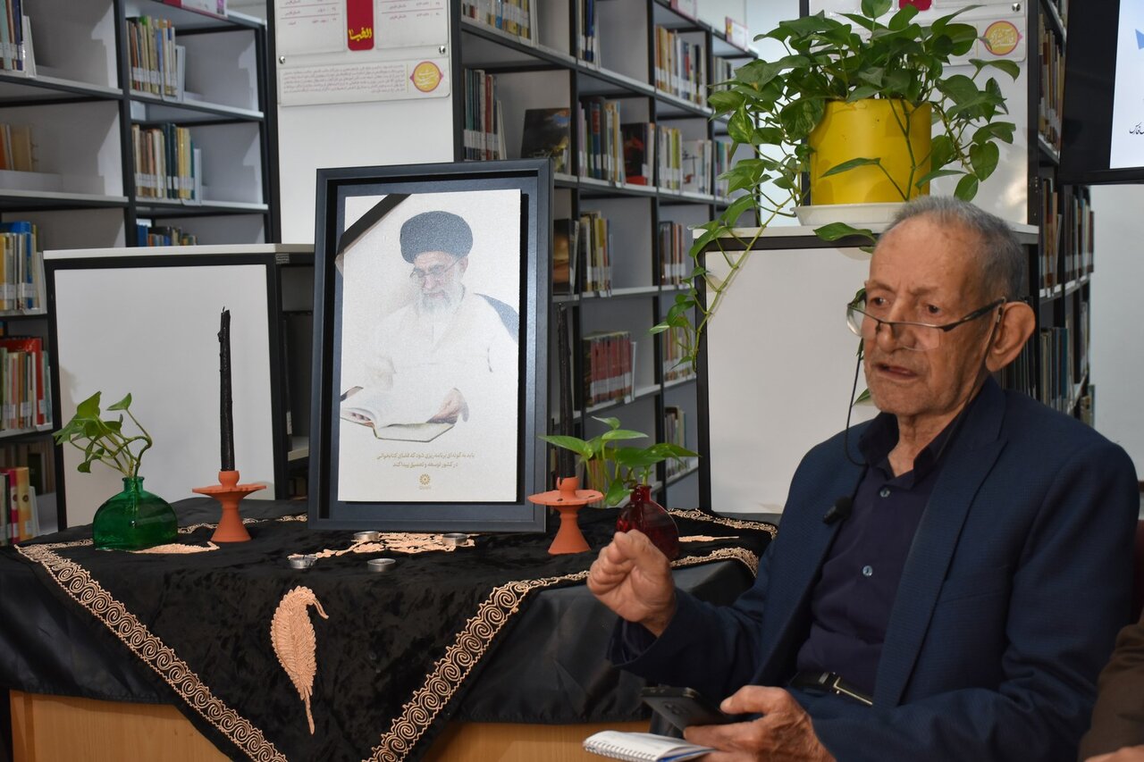 شعرخوانی شاعران فارس در سوگ فرشتههای میناب در محفل «نیمکتهای آسمانی»