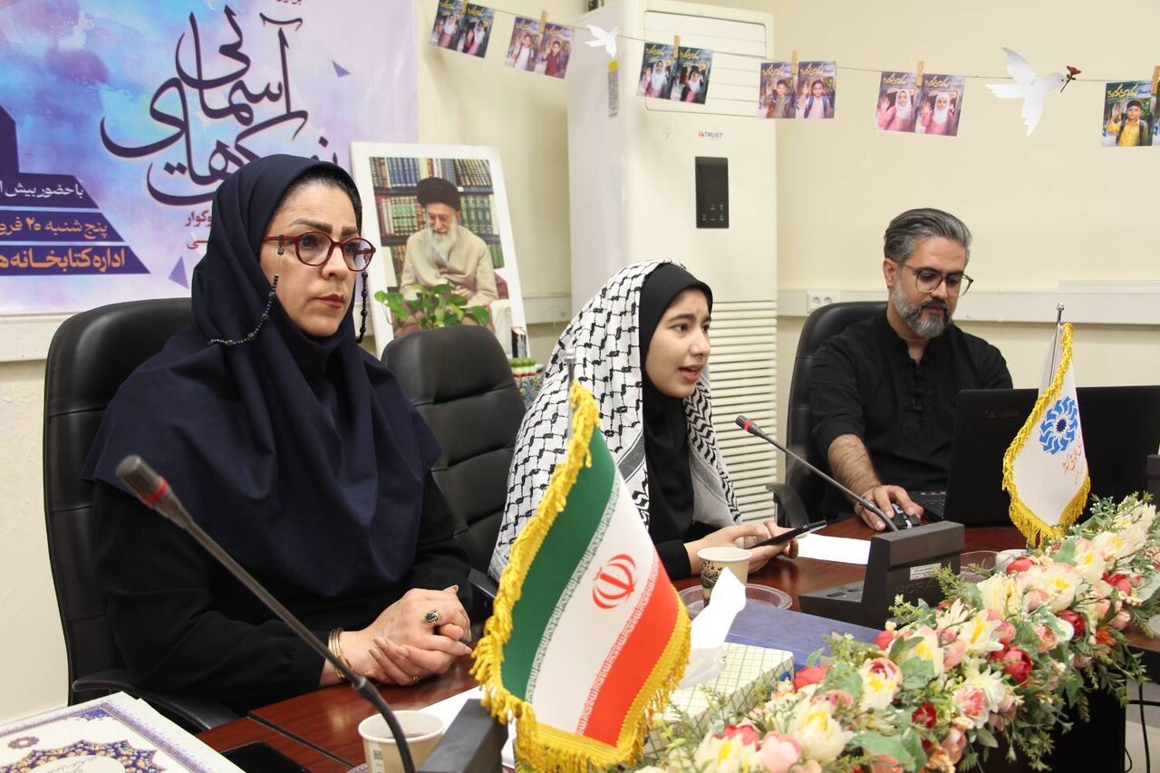 محفل شعرخوانی «نیمکت‌های آسمانی» در کتابخانه عمومی حکیم میرفندرسکی گرگان برگزار شد