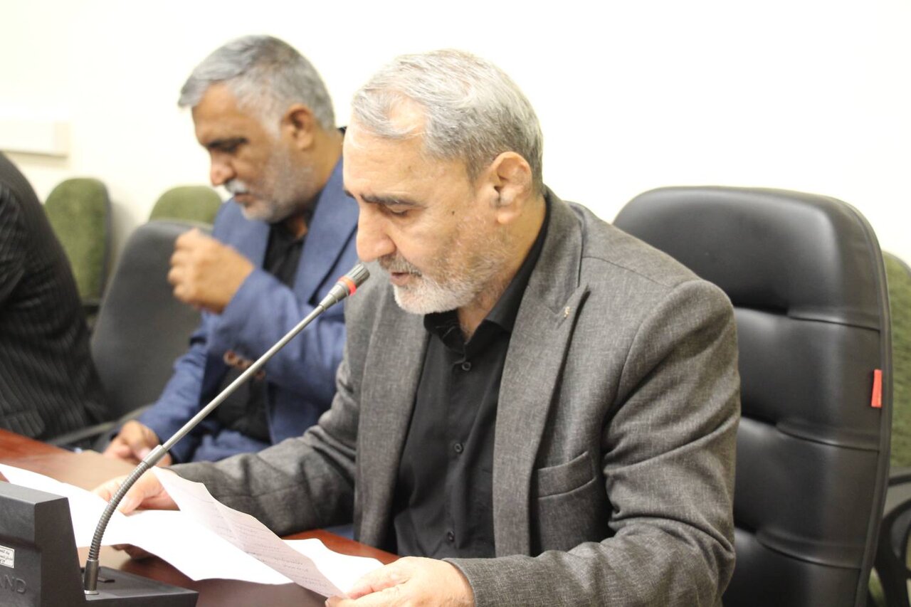 محفل شعرخوانی «نیمکتهای آسمانی» در کتابخانه عمومی حکیم میرفندرسکی گرگان برگزار شد