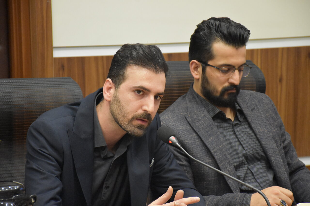 شعرخوانی شاعران تبریزی در سوگ فرشتههای میناب در محفل ادبی «نیمکتهای آسمانی»