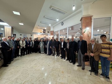 یزد به یاد فرشتگان کوچک میناب/شعرخوانی شاعران یزدی در سوگ فرشته‌های میناب در محفل «نیمکت‌های آسمانی»