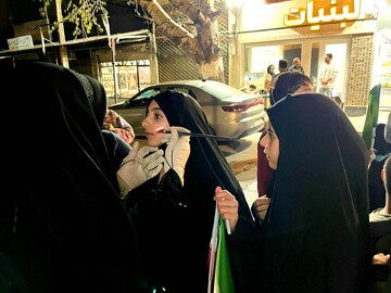 برپایی موکب فرهنگی اداره کتابخانه های عمومی شهرستان ابهر در چهلمین‌ روز شهادت رهبر معظم انقلاب