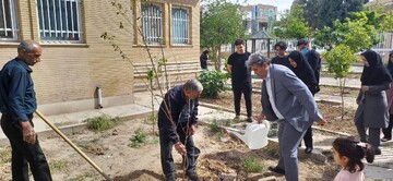 اجرای پویش ملی «باغ امین» در کتابخانه‌ عمومی پانزده خرداد  شهرستان پیشوا