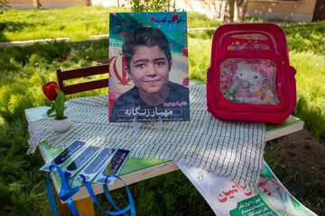 کاشت نهال در کتابخانه عمومی امام محمدباقر(ع) آبیک