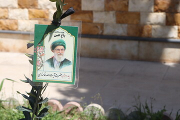 غرس نهال در پویش سراسری «باغ امین» با حضور استاندار لرستان در کتابخانه ی حضرت مهدی (عج) خرم آباد