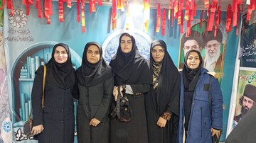قاب های ماندگار از حضور مردم در سنگر فرهنگی اداره کل کتابخانه های عموم یلرستان