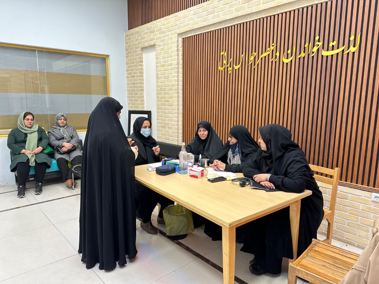 استمرار فعالیت «موکب امام شهید» کتابخانه سهروردی زنجان