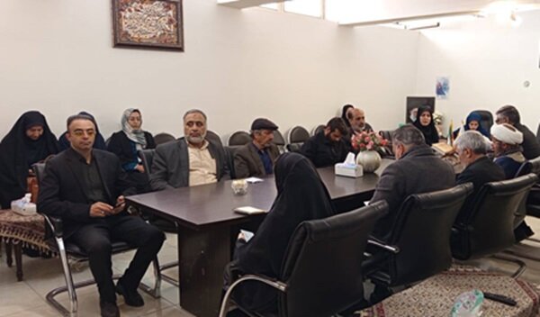 میزبانی کتابخانه شهید منتظری از ادیبان در برنامه «نیمکت‌های &nbsp;آسمانی»