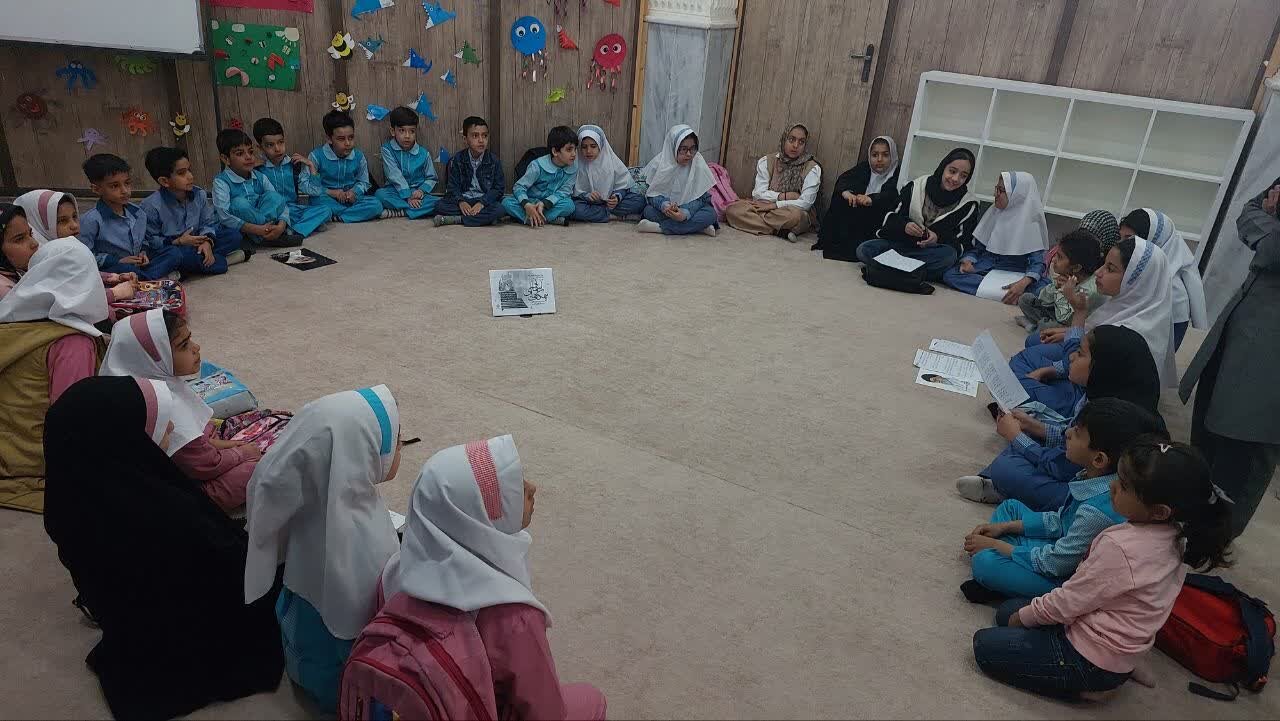 مراسم گرامیداشت رهبر شهید انقلاب و کودکان شهید مدرسه میناب برگزار شد