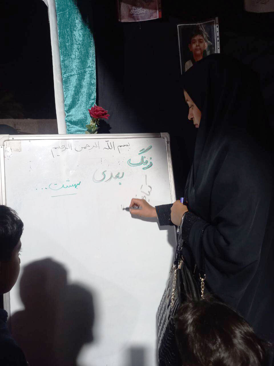 کتابخانه عمومی «ابیاحمد» جویم با اجرای فعالیتهای فرهنگی در کنار مردم حضور یافت