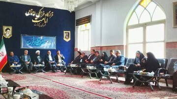 معرفی کتاب "هندسه نبرد" و مسابقه کتابخوانی نبرد مقدس در اولین جلسه شورای فرهنگ عمومی شهرستان