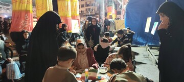 حضور کتابخانه سیار نهاد کتابخانه‌های عمومی کشور در تجمعات شبانه، «ایستاده برای ایران» میدان انقلاب