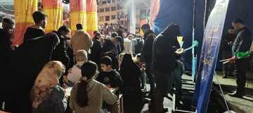 حضور کتابخانه سیار نهاد کتابخانه‌های عمومی کشور در تجمعات شبانه، «ایستاده برای ایران» میدان انقلاب