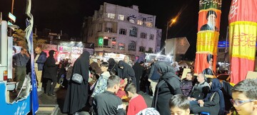 حضور کتابخانه سیار نهاد کتابخانه‌های عمومی کشور در تجمعات شبانه، «ایستاده برای ایران» میدان انقلاب