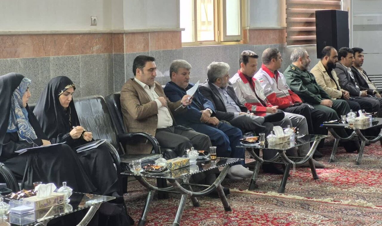 معرفی کتاب «هندسه نبرد» و مسابقه کتابخوانی نبرد مقدس در اولین جلسه شورای فرهنگ عمومی شهرستان