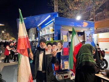 موکب فرهنگی «ایستاده برای ایران» اداره کتابخانه‌های عمومی آذربایجان‌غربی
