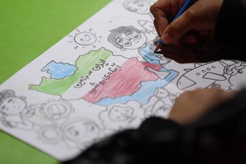 برنامه‌های فرهنگی کتابخانه سیار نهاد در تجمعات شبانه مردم تهران در فلکه دوم تهرانپارس