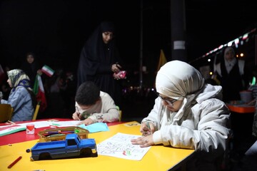 برنامه‌های فرهنگی کتابخانه سیار نهاد در تجمعات شبانه مردم تهران در فلکه دوم تهرانپارس