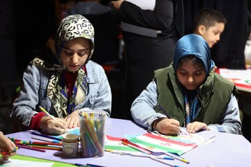 برنامه‌های فرهنگی کتابخانه سیار نهاد در تجمعات شبانه مردم تهران در فلکه دوم تهرانپارس