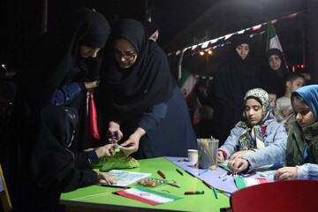 برنامه‌های فرهنگی کتابخانه سیار نهاد در تجمعات شبانه مردم تهران در فلکه دوم تهرانپارس