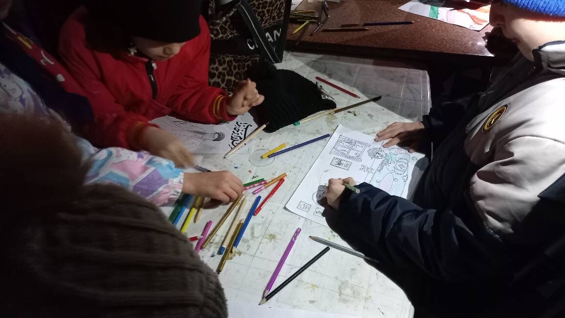 اجرای برنامه کتابخانه سیار دماوند در سنگر فرهنگی کتابخانههای عمومی