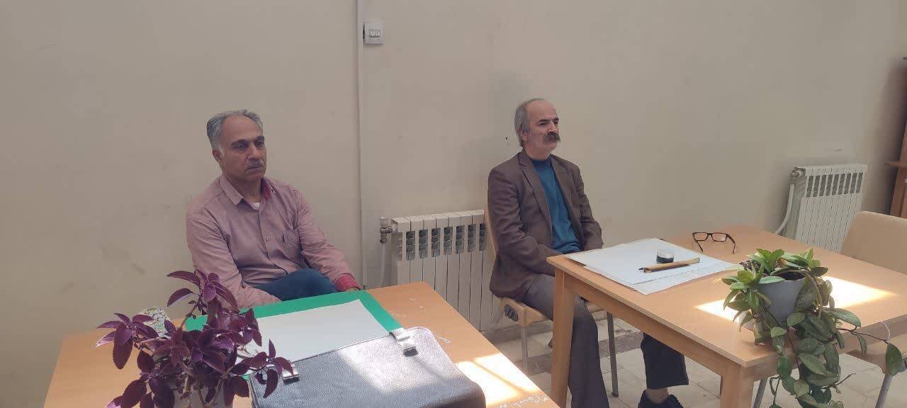 نشست فرهنگی «ایران و انسجام ملی» در کتابخانه عمومی اشراقی سراب برگزار شد