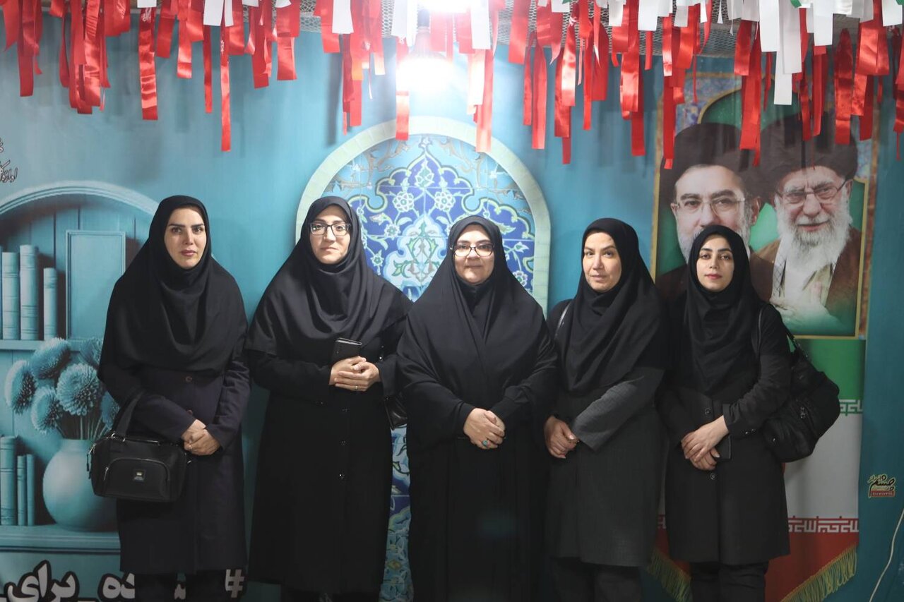 حضور رییس سازمان مدیریت و برنامه ریزی لرستان در سنگر فرهنگی کتابخانه های عمومی استان