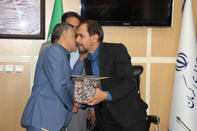 سرپرست اداره کتابخانههای عمومی شهرستان زرند منصوب شد