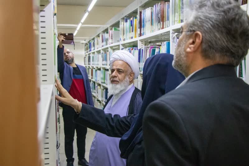 ابیک
