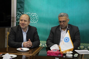 بازدید معاون استاندار مرکزی از روند تکمیل پروژه کتابخانه مرکزی اراک
