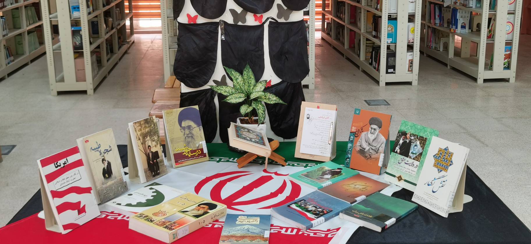 طنین نام ایران در تماشای رنگ‌ها؛ برگزاری ویژه‌برنامه‌های فرهنگی در کتابخانه‌های عمومی هرمزگان