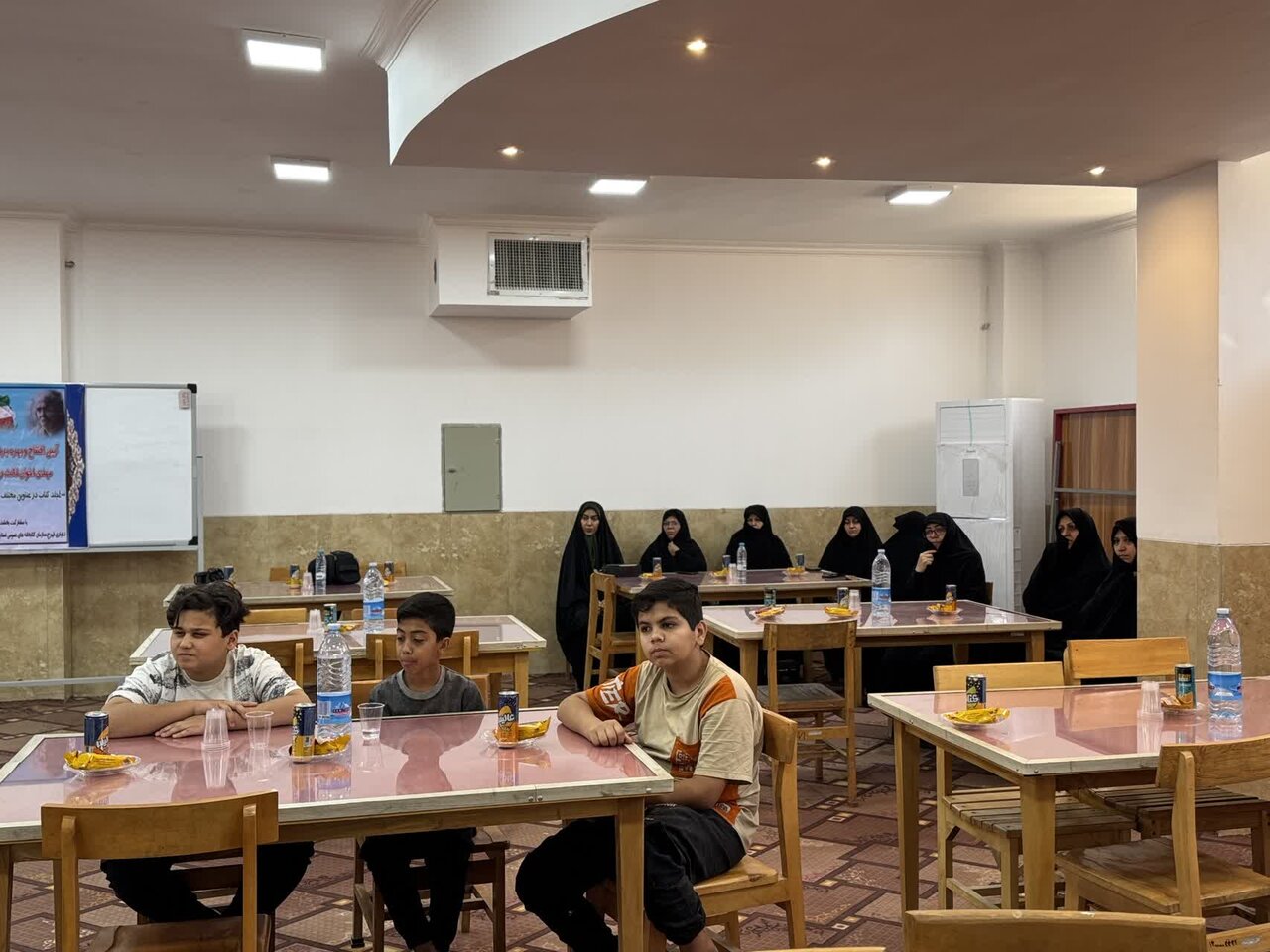 کتابخانه عمومی مهدی اخوان ثالث روستای فهرج یزد افتتاح شد