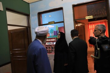 بازدید دبیرکل از کتابخانه حافظ گرگان