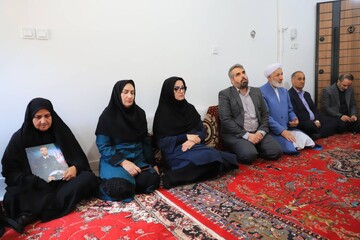 دیدار دبیرکل با خانواده شهید محمد بازگیر مقدم