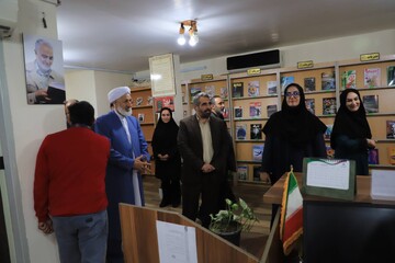 بازدید دبیرکل از کتابخانه شیخ عبدالحسین جعفری رامیان