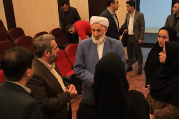 بازدید دبیرکل از کتابخانه شیخ عبدالحسین جعفری رامیان