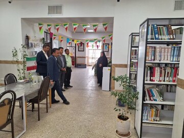 بازدید فرماندار شهرستان خاتم از کتابخانه پروفسور سمیعی چاهک