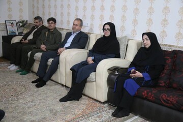 دیدار با خانواده شهدا در بجنورد