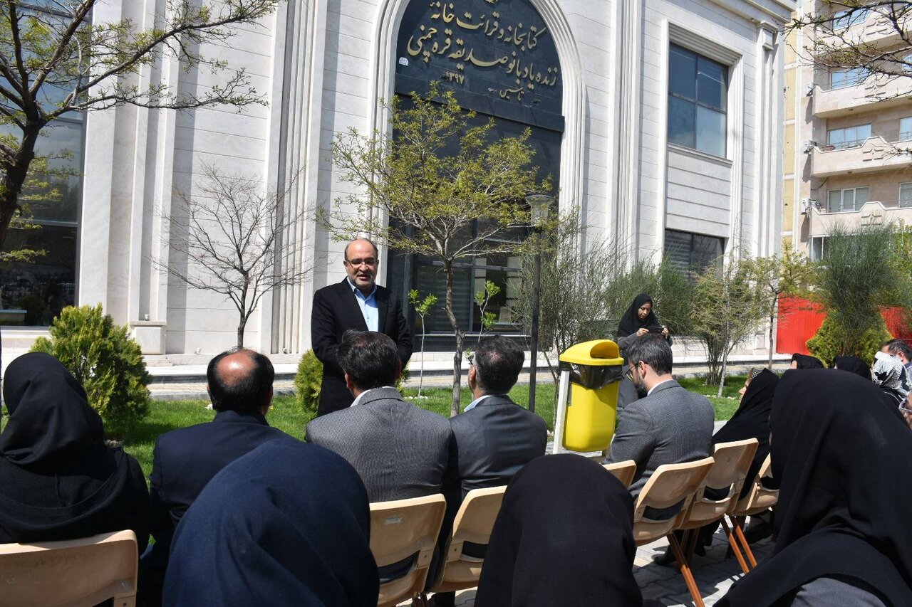 گرامیداشت پنجمین سالگرد درگذشت خیر کتابخانه‌ساز «حسین قره چمنی» با حضور مدیرکل کتابخانه‌های آذربایجان شرقی