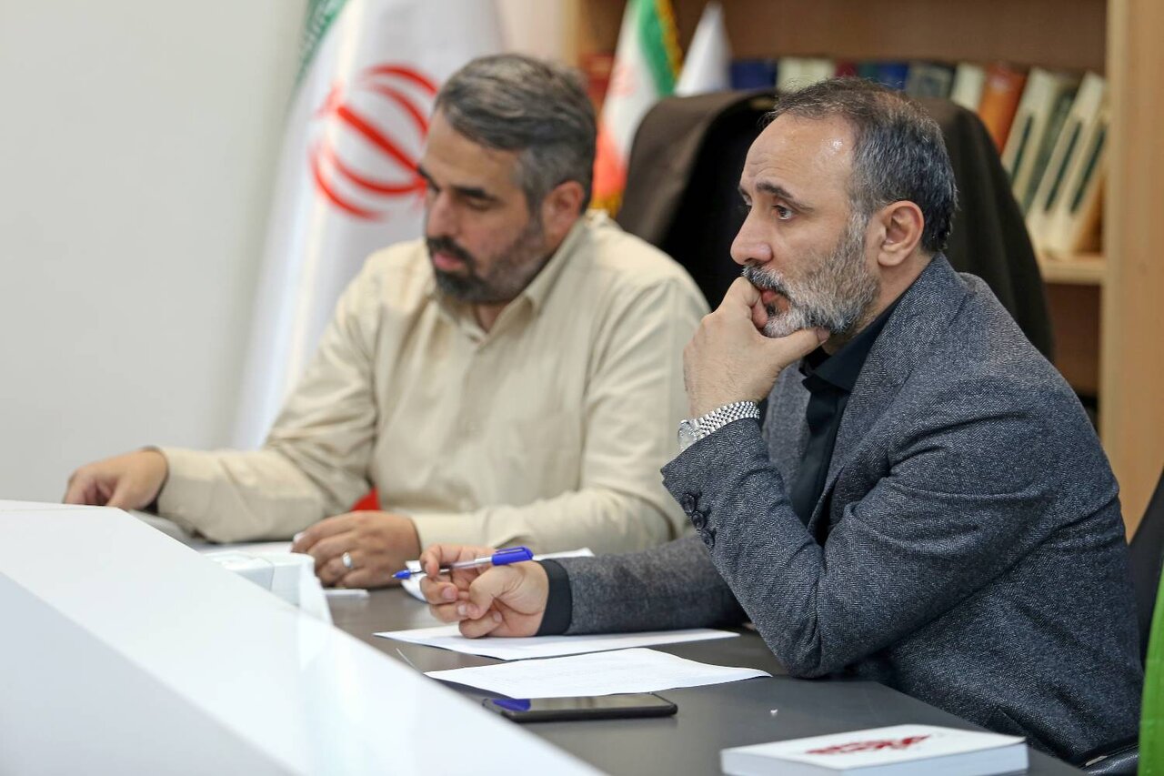 دیدار و گفت‌وگوی چهره‌به‌چهره با کتابداران خراسان شمالی