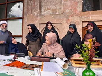 کتابخانه سیار، همراه https://media.iranpl.ir/d/2026/04/23/4/447998.jpg?ts=1776938327741اتفاقات این روزهای قزوین