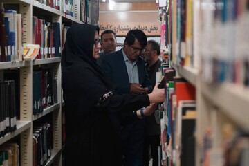 بازدید از کتابخانه عمومی شریعتی نیشابور