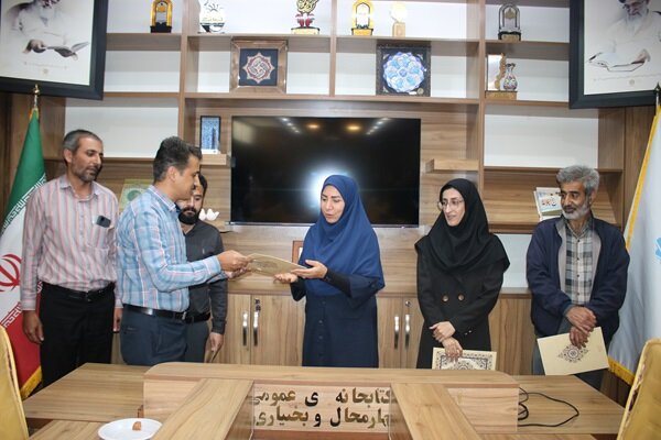 نشست شورای اداری ستاد اداره‌کل کتابخانه‌های عمومی چهارمحال و بختیاری برگزار شد