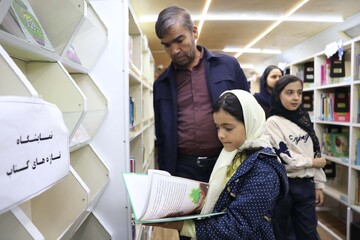 بازدید از کتابخانه سیار شاهرود