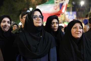 بازدید از کتابخانه سیار شاهرود