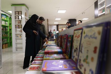 بازدید از کتابخانه سیار شاهرود